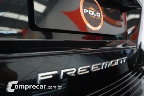 Fiat FREEMONT 2.4 EMOTION 16V FIAT 4 portas