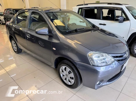 ETIOS 1.5 X Sedan 16V