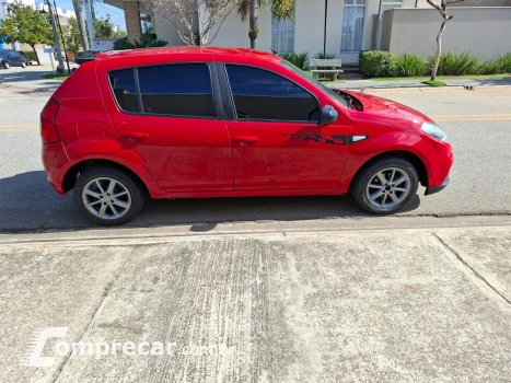 SANDERO 1.6 GT Line Limited