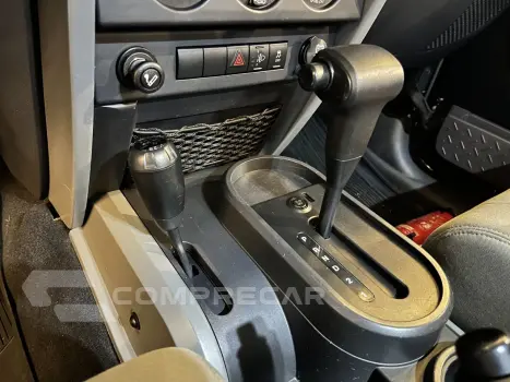 Wrangler 3.8 V6 12V SPORT TETO RÍGIDO E LONA AUTOMÁTICO