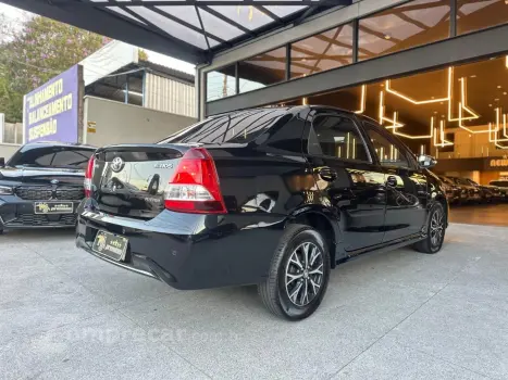 ETIOS 1.5 PLATINUM 16V FLEX 4P AUTOMÁTICO