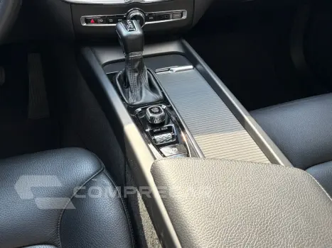 XC60 2.0 T5 Momentum AWD Geartronic