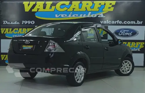 FIESTA 1.6 MPI Class Sedan 8V