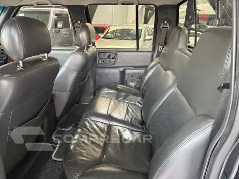 S10 2.4 MPFI Executive 4X2 CD 8V