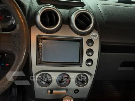 FIESTA 1.6 ROCAM SEDAN 8V FLEX 4P MANUAL