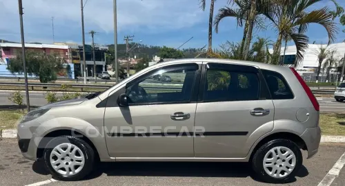 FIESTA 1.6 MPI Class Hatch 8V