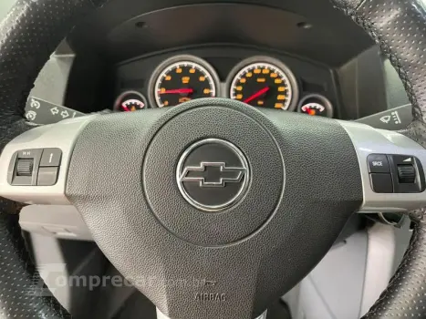 VECTRA ELEGANCE 2.0 8V 4P