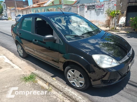 FIESTA 1.6 Rocam SE Plus Sedan 8V