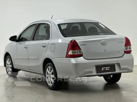 ETIOS 1.5 X PLUS SEDAN 16V FLEX 4P AUTOMÁTICO