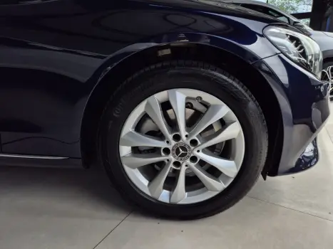 C 180 1.6 CGI Exclusive