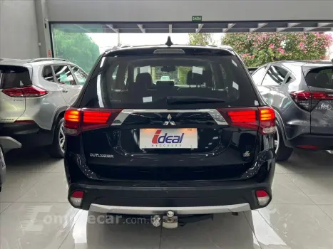 OUTLANDER 2.0 16V GASOLINA 4P AUTOMÁTICO