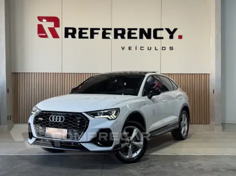 Audi Q3 2.0 40 TFSI GASOLINA SPORTBACK PERFORMANCE BLACK QUATTRO 4 portas