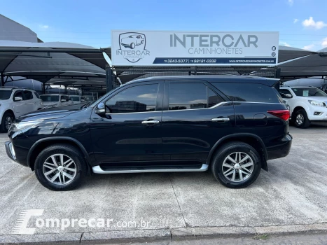 HILUX SW4 2.8 D-4d Turbo SRX 4X4