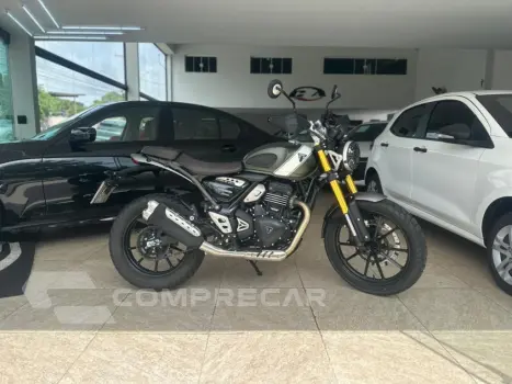 Triumph SCRAMBLER 400X