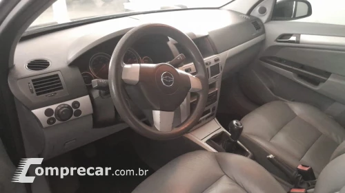 Vectra Sedan 2.0 4P ELEGANCE