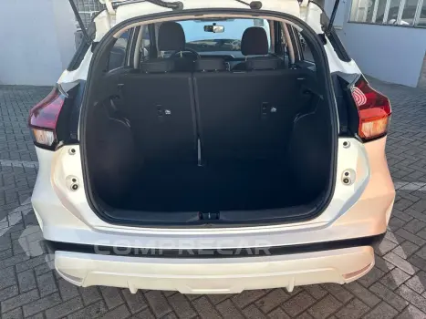 KICKS Active 1.6 16V Flex Aut.