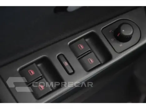 FOX - 1.0 MI 8V 4P MANUAL