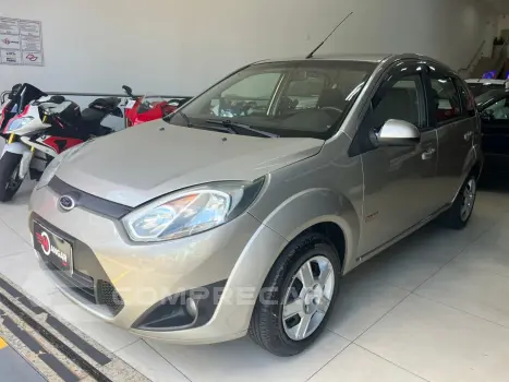 FORD FIESTA 1.6 MPI CLASS HATCH 8V FLEX 4P MANUAL 4 portas