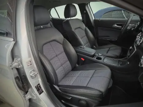 GLA 200 1.6 CGI STYLE 16V TURBO FLEX 4P AUTOMATICO