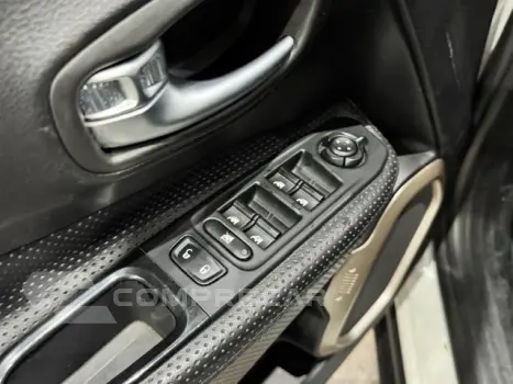 RENEGADE - 1.8 16V SPORT 4P AUTOMÁTICO