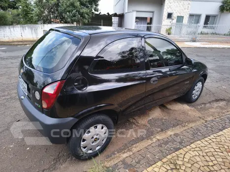 CELTA 1.0 MPFI Life 8V