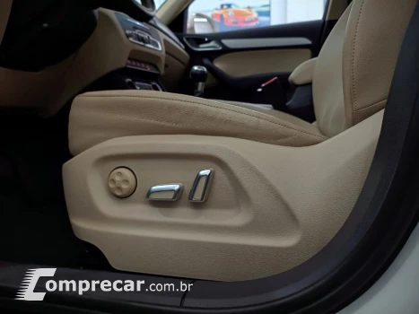 Q3 1.4 TFSI AMBIENTE FLEX 4P S TRONIC