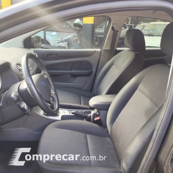 Focus 2.0 16V/SE/SE Plus Flex 5p Aut.