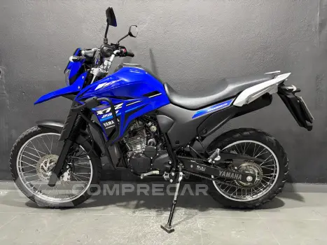 LANDER 250 ABS