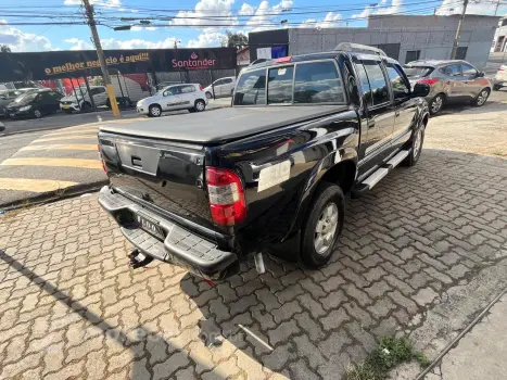 S10 2.4 MPFI Executive 4X2 CD 8V