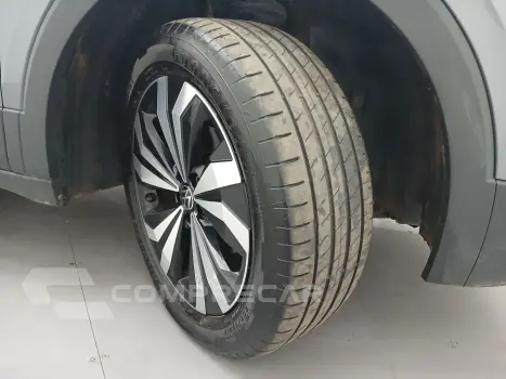 T-CROSS 1.0 200 TSI TOTAL FLEX AUTOMÁTICO