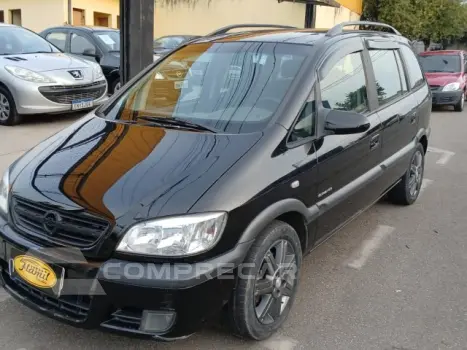 CHEVROLET ZAFIRA - 2.0 MPFI ELEGANCE 8V 4P AUTOMÁTICO 4 portas