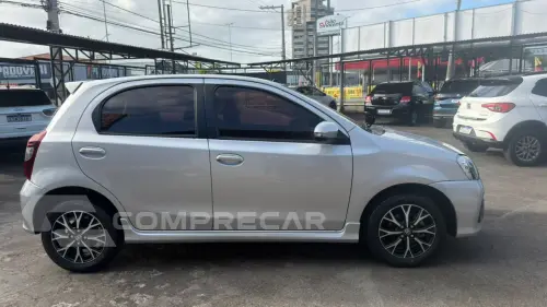 Etios Hatch 1.5 16V 4P FLEX PLATINUM AUTOMÁTICO