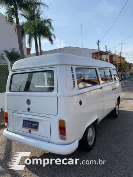 Volkswagen KOMBI 1.6 STD 8V 3 portas