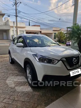 NISSAN KICKS 1.6 16V S 4 portas