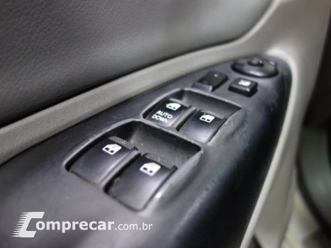 TUCSON - 2.0 MPFI GLS 16V 143CV 2WD 4P AUTOMÁTICO