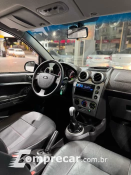 FIESTA 1.6 MPI Class Hatch 8V
