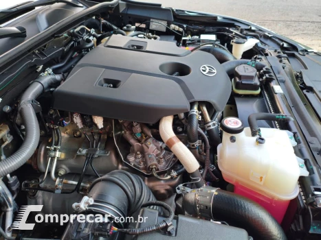 Hilux SW4 2.8 4P SRX 4X4 7 LUGARES TURBO DIESEL AUTOMÁTICO