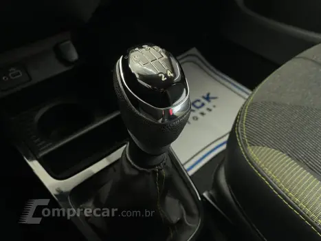 Kwid KWID OUTSIDER 1.0 Flex 12V 5p Mec.