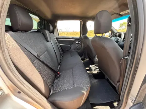 Duster Oroch 1.6 16V SCe Express (Flex)