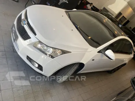 Cruze LT automático