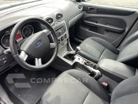 FOCUS 1.6 GL 8V