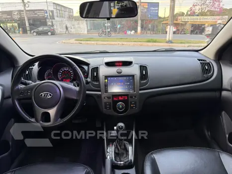 CERATO 1.6 EX3 Sedan 16V