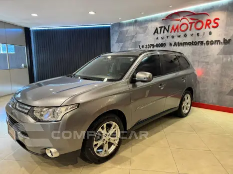 Outlander 2.0 16V 4P AUTOMÁTICO