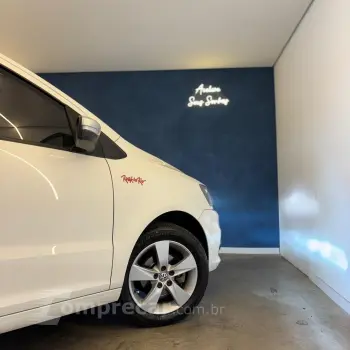 Fox Rock in Rio 1.6 Mi Total Flex 8V 5p