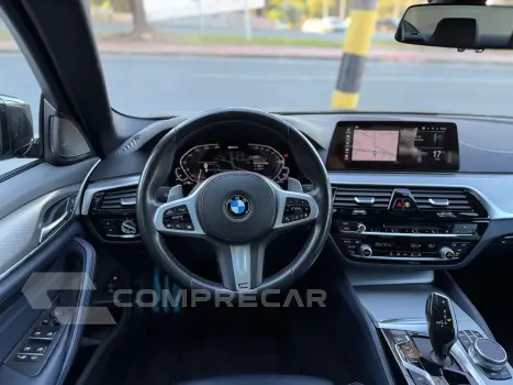 530E 2.0 16V Twinpower Híbrido M Sport Automático