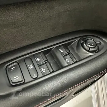 RAMPAGE R/T HURRIC. 4 2.0 TB CD 4X4 Aut.