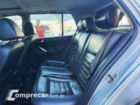 GOLF - 2.0 MI SPORTLINE 8V 4P TIPTRONIC
