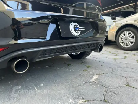 GOLF 2.0 TSI GTI 16V TURBO GASOLINA 4P AUTOMÁTICO