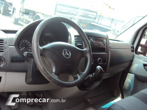 SPRINTER 2.2 311 CDI Furgão Street 14 16V Bi-turbo