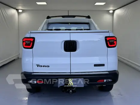 TORO 2.0 16V Turbo Ultra 4WD